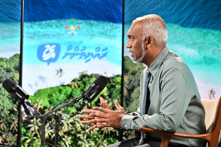 “ރައްޔިތުންނާ އެކު” ޕޮޑްކާސްޓުގެ ތިންވަނަ އެޕިސޯޑް މިއަދު މެންދުރު 1 ޖަހާއިރު އޮންނާނެ