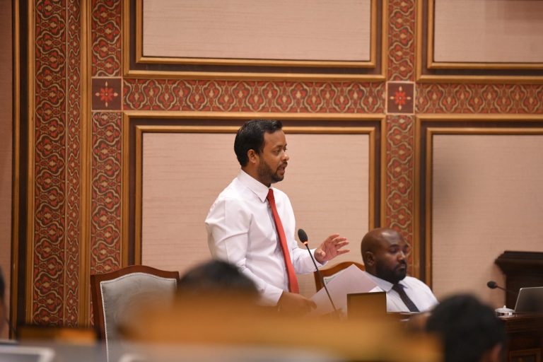 ތިނަދޫ ރޯހައުސްތަކަށް ކުރިމަތިލާން ހުޅުވާލާނީ ސަރުކާރުގެ “ހިޔާވެހި” ޕޯޓަލްގެ ތެރެއިން: ވަޒީރު