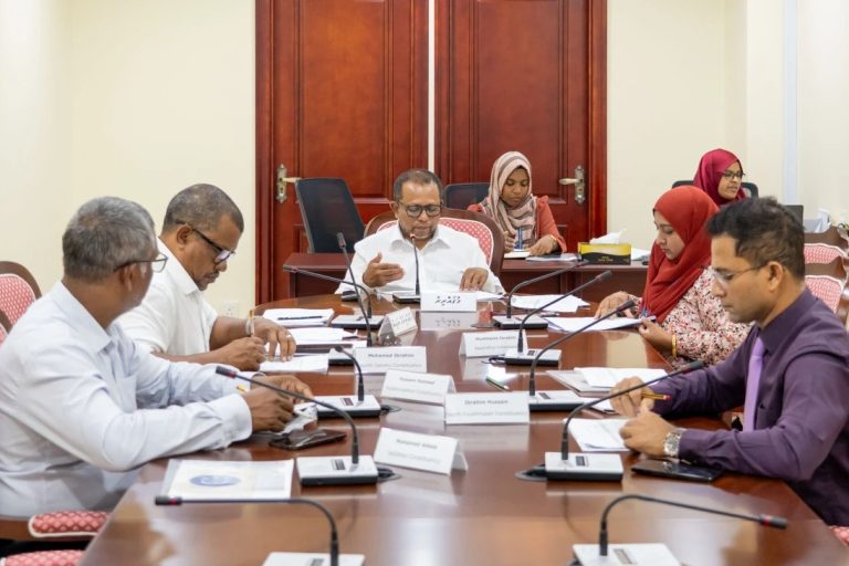 “ޖެނެރޭޝަނަލް ބޭން” އެއް ތަންފީޒުކުރުމަށް ހުށަހެޅުނު ބިލް ކޮމިޓީއިން ފާސްކޮށްފި