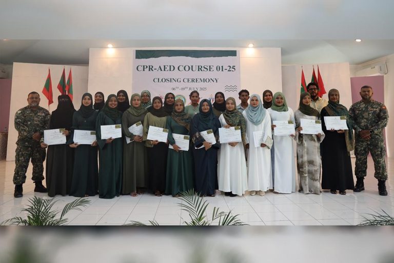 ސެނެހިޔަ މިލިޓަރީ ހޮސްޕިޓަލް ގުޅިގެން ކ.ހުރާގައި “ސީޕީއާރު-އޭއީޑީ” ކޯހެއް ހިންގައިފި