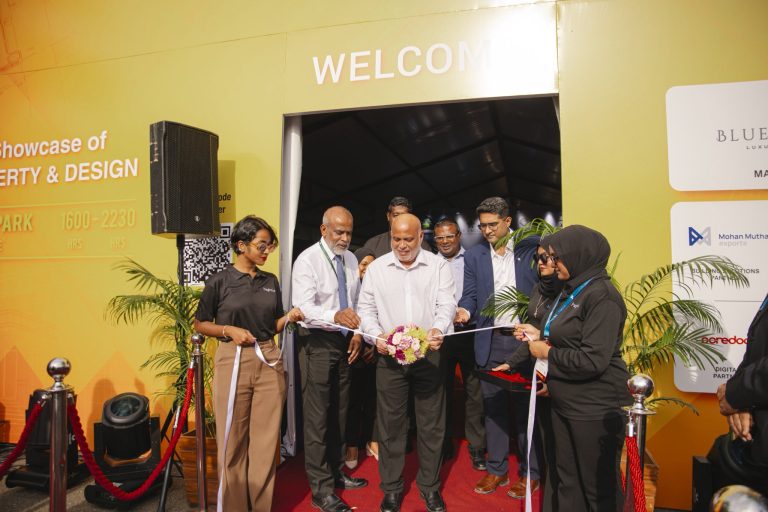 މިނިސްޓަރ ޑރ.ޢަލީ ހައިދަރު “ލިވިންގ އެކްސްޕޯ” ރަސްމީކޮށް ހުޅުވައިދެއްވައިފި