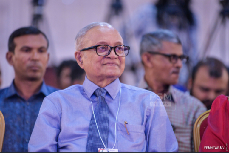 ގައުމީ ދުވަހާ ގުޅުވައިގެން މައުމޫން ފައުންޑޭޝަނުން ޅެން ހެދުމުގެ މުބާރާތެއް ބާއްވަނީ
