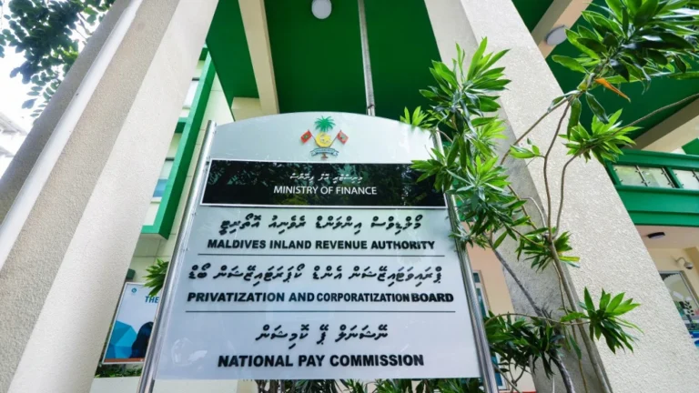ޓީ.ޖީ.އެސް.ޓީ.އާއިއެކު އާމްދަނީ އިތުރުވެ، އޭޕްރީލް މަސް ނިމުނުއިރު ދައުލަތުގެ ބަޖެޓު ސާޕްލަސްގައި!
