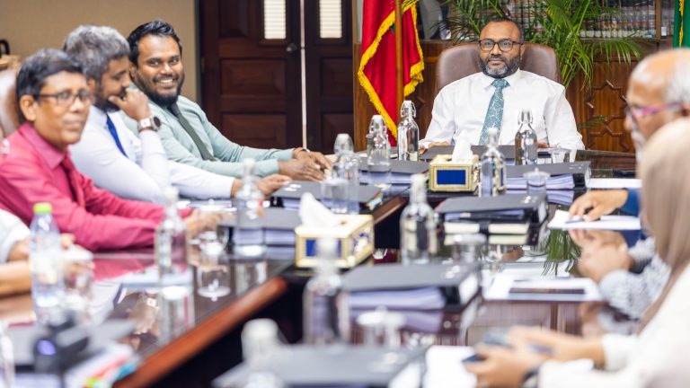 ޒަކާތު ކައުންސިލްގެ މެންބަރުކަމަށް ކުރިމަތިލުމަށް ހުޅުވާލައިފި
