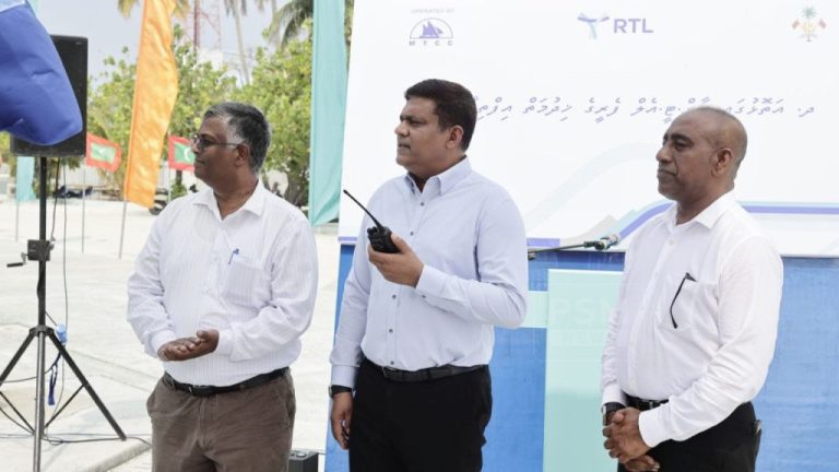 ދ.އަތޮޅުގައި އާރްޓީއެލް ފެރީގެ ޚިދުމަތް ފަށައިފި
