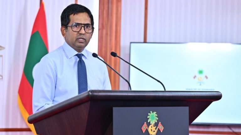 ރާއްޖޭގެ ތެލުގެ ސްޓޮކްގައި ދަތިކަމެއް ނެތް: ސައީދު