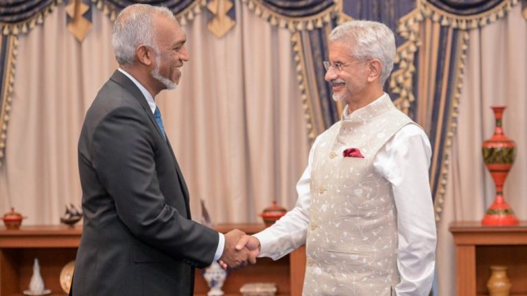 ރާއްޖެއިން އިންޑިއާއަށް ދައްކަންޖެހޭ 400 މިލިއަން ޑޮލަރު ދައްކައިފި ރައީސް މުއިއްޒު އިންޑިއާގެ ފޮރިން މިނިސްޓަރު ޖެއިޝަންކަރު
