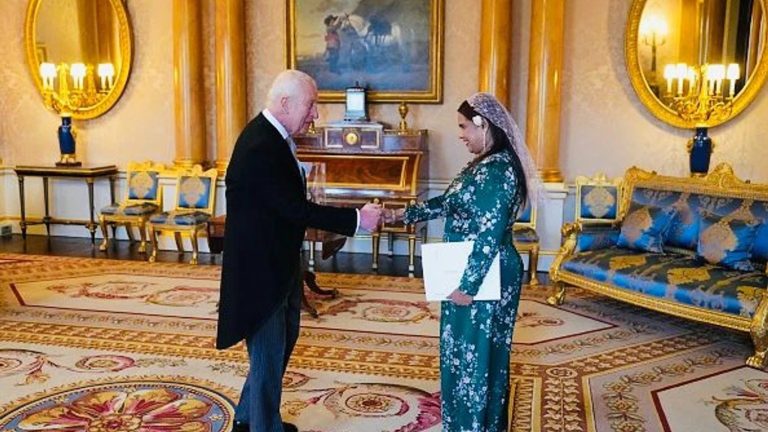އިނގިރޭސި ވިލާތުގައި ދިވެހި މަހުގެ އުފެއްދުންތަކުން ޓެރިފް ދާއިމަށް ކަނޑާލުމަށް މަޝްވަރާ ކުރަނީ އިރުތިޝާމް