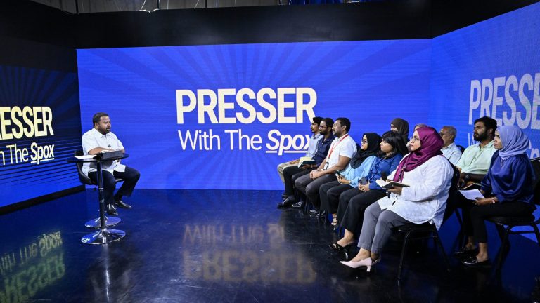 ދަރަނިނުވެ ހަރަދު ހަމަޖެއްސުމަކީ، ބޮޑު ކާމިޔާބީއެއް: ތަރުޖަމާނު ސަރުކާރުގެ އިސް ތަރުޖަމާނު މުހައްމަދު ހުސައިން ޝަރީފް