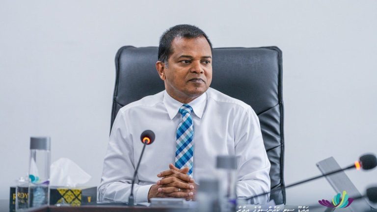 އައްޑޫ ކައުންސިލްގެ ތަޖުރިބާ ދަތުރަކަށް 1.2 މިލިއަން އައްޑޫ ސިޓީ މޭޔަރު ނިޒާރު