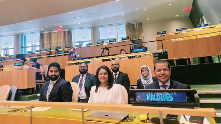 އދ. ގެ އިގްތިސާދީ އަދި އިޖުތިމާއީ މަޖިލީހަށް ރާއްޖެ އިންތިހާބުވެއްޖެ އދ. ގެ ބައްދަލުވުމެއްގައި ރާއްޖޭގެ މަންދޫބުން ބައިވެރިވެވަޑައިގަންނަވަނީ