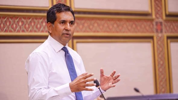 ޑޮލަރުގެ އަގު ހެޔޮނުކުރެވި، ކަޅު ބާޒާރެއް އުފެދުނީ އެމްޑީޕީގެ ސަބަބުން: މިނިސްޓަރު ސައީދު މިނިސްޓަރު މުހައްމަދު ސައީދު