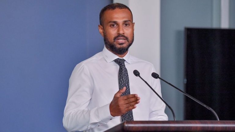 އެމްޑަބްލިއުއެސްސީގެ ޑެޕިއުޓީ މެނޭޖިން ޑިރެކްޓަރު ކަމަށް މުއާޒް އައްޔަނުކޮށްފި މުއާޒް މުހައްމަދު ރަޝީދު